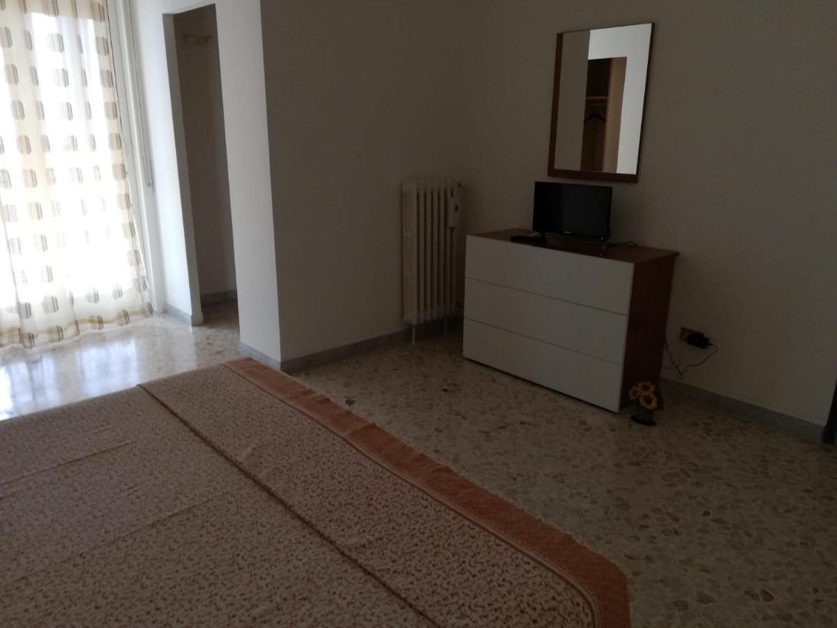 バーリCasadinaアパートメント エクステリア 写真